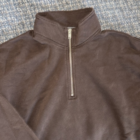 Abercrombie and Fitch Men’s quarter zip - Picture 2 of 3